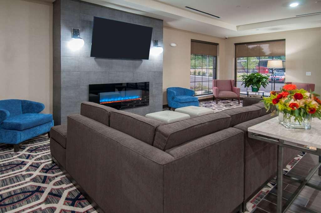 Comfort Inn & Suites Downtown Near University توسكالوسا المظهر الداخلي الصورة