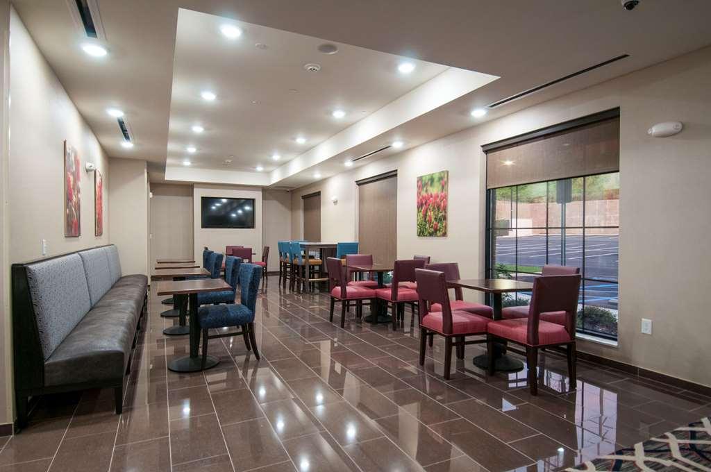 Comfort Inn & Suites Downtown Near University توسكالوسا المظهر الداخلي الصورة