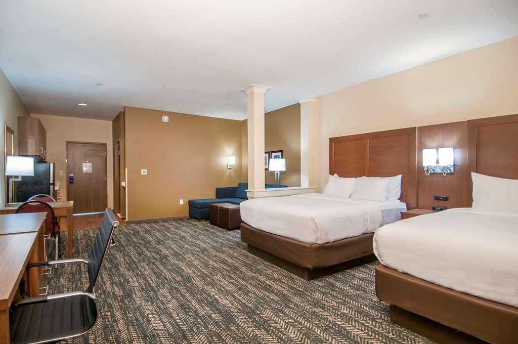 Comfort Inn & Suites Downtown Near University توسكالوسا الغرفة الصورة