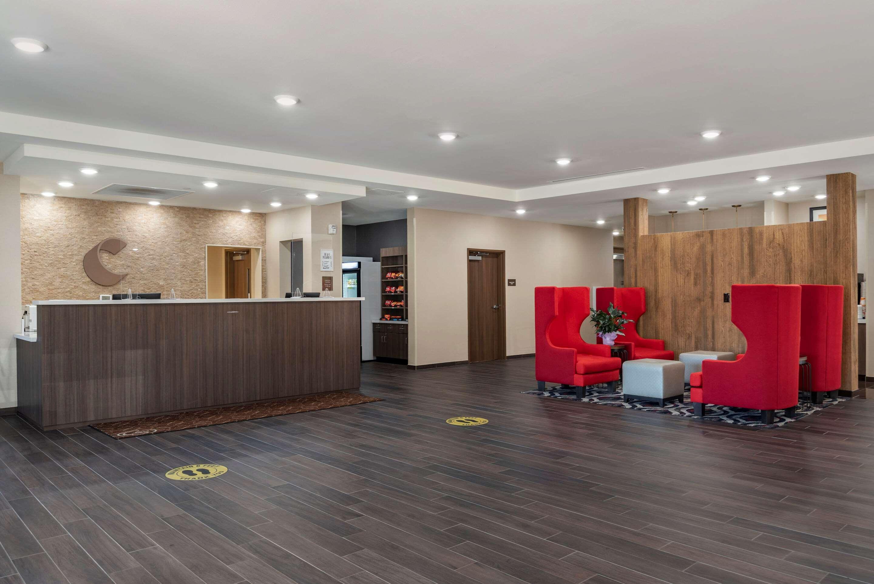 Comfort Inn & Suites Downtown Near University توسكالوسا المظهر الخارجي الصورة