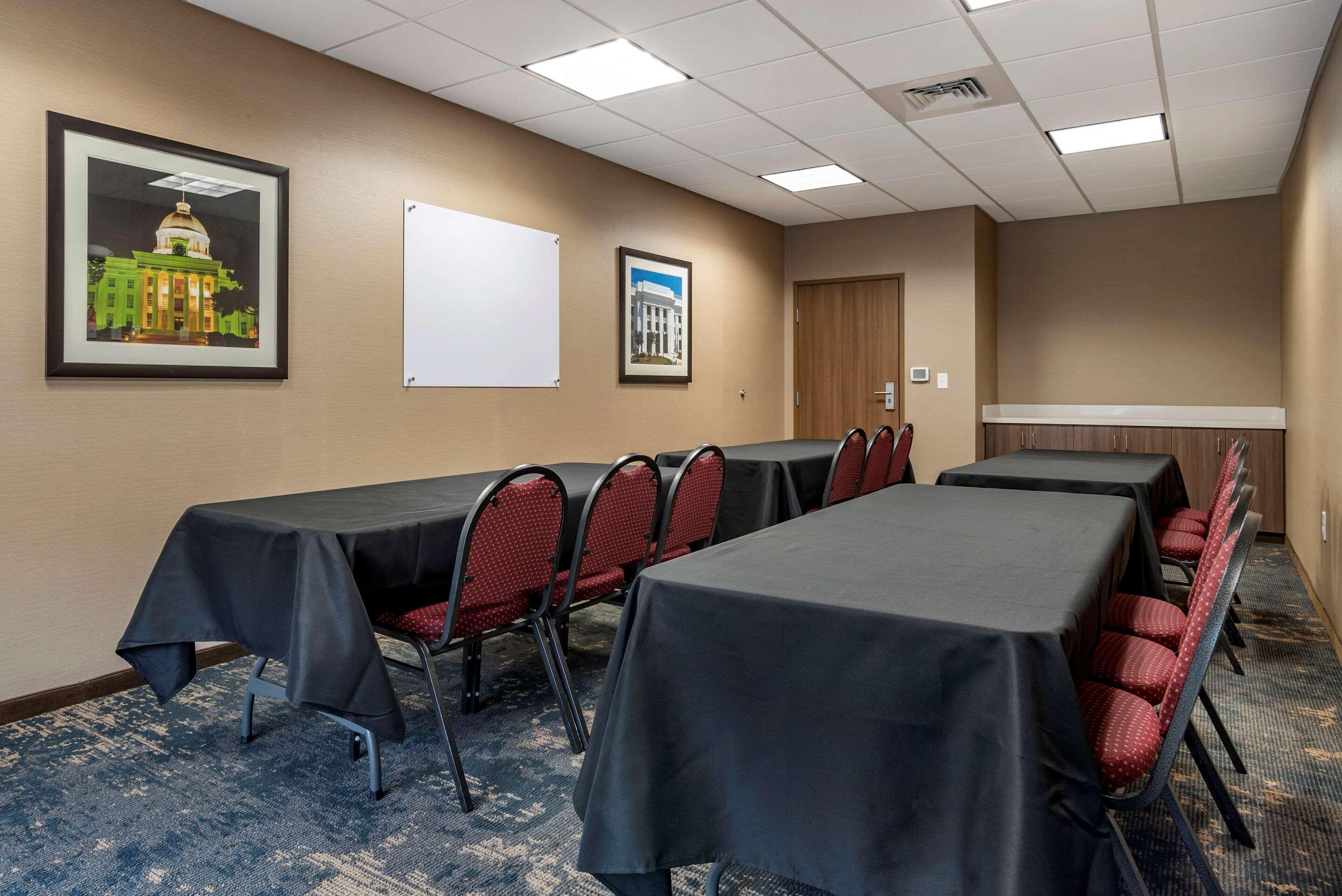 Comfort Inn & Suites Downtown Near University توسكالوسا المظهر الخارجي الصورة